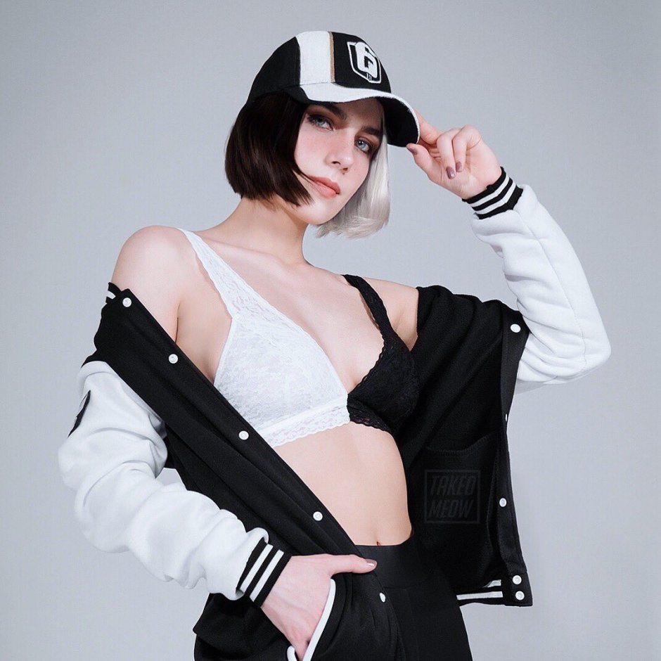 Nicky Cosplay