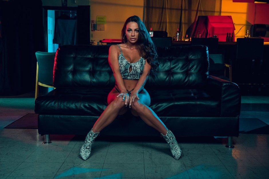 ABIGAIL MAC MOFOS by the first person