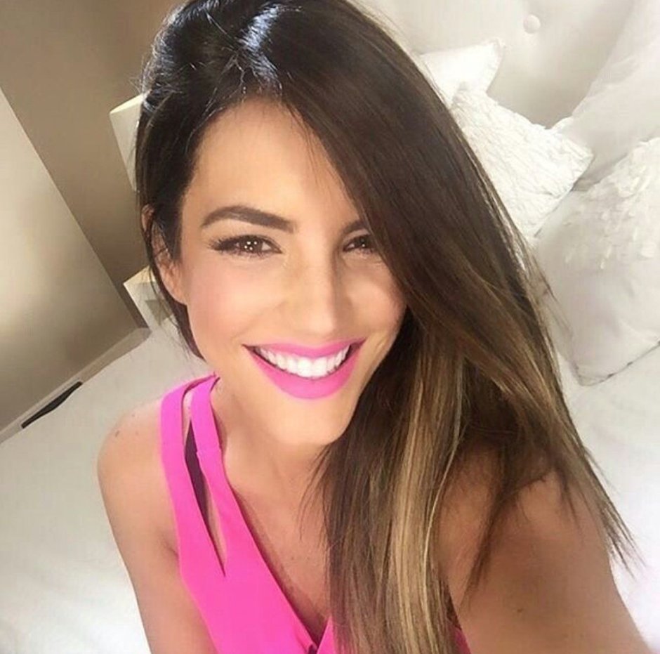 Gaby Espino Maxim