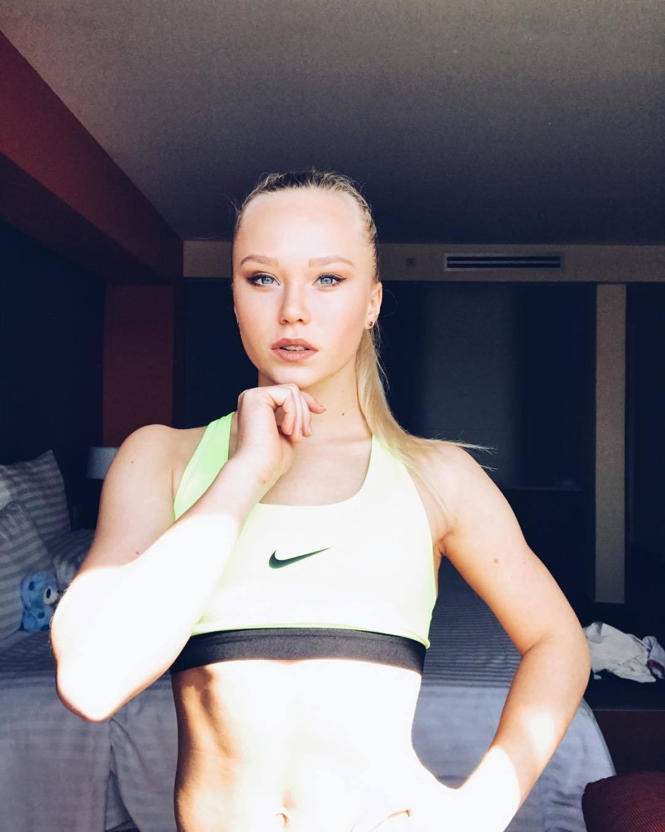 Angelina Melniko ..