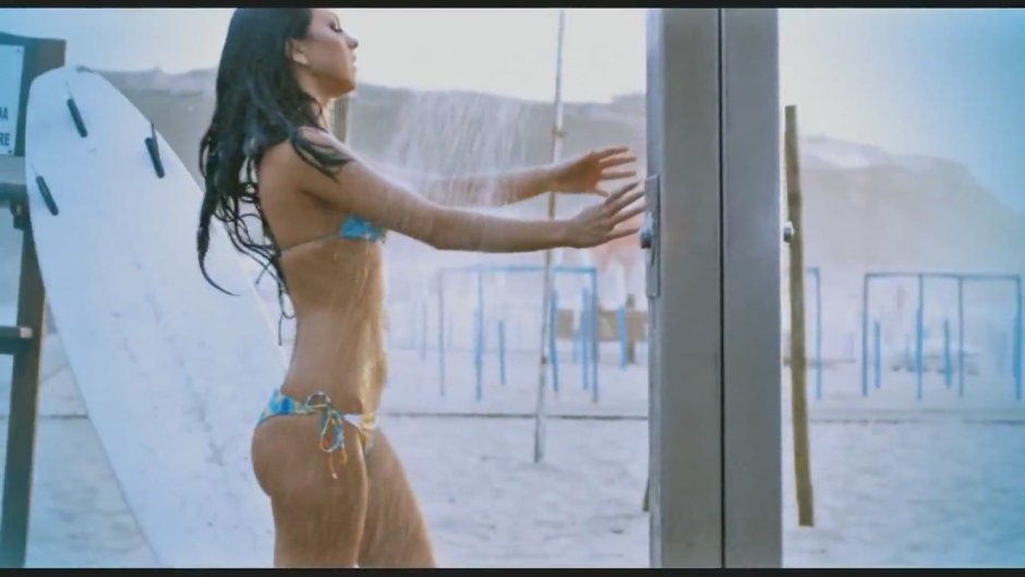 Singer Inna Amazing