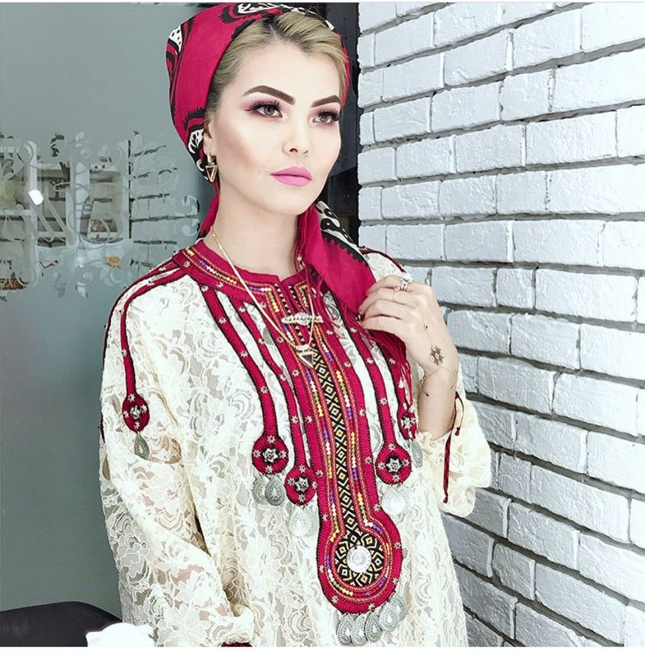 Fashion Sahra Sakhin Turkmenistan