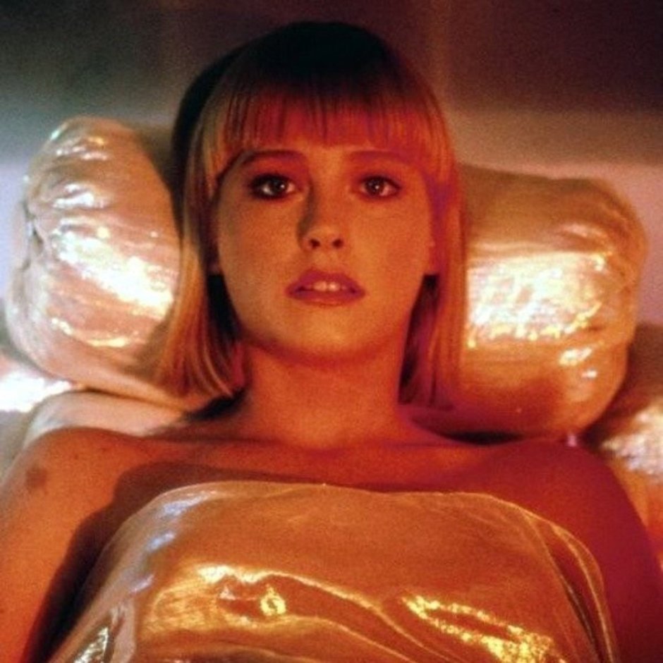 Pamela Gidley in Youth