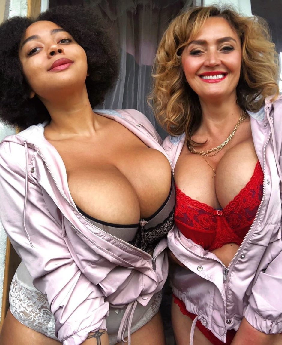 Tatiana-vasilishana-milf-with-huge-tits photo with daughter
