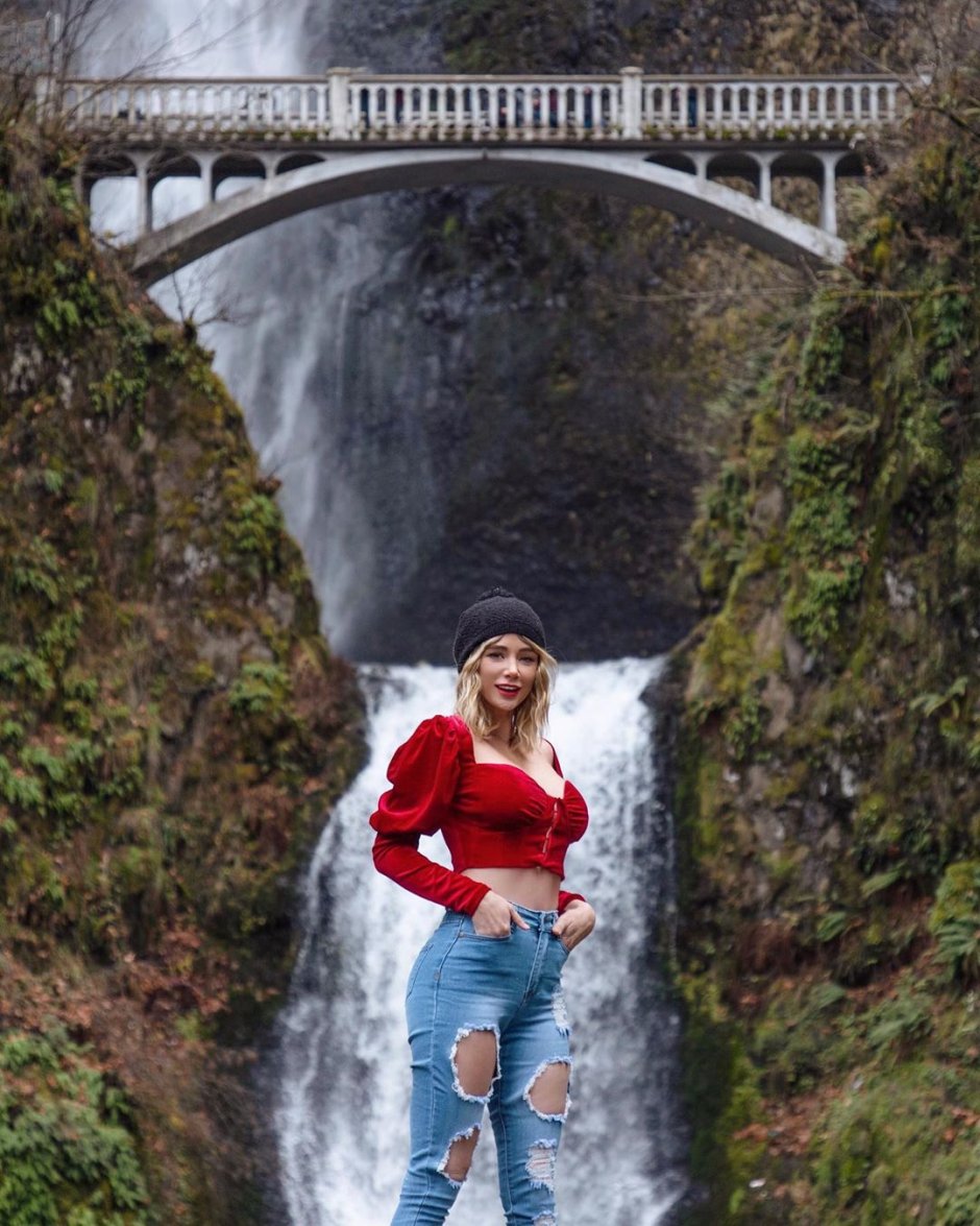 Sarah Jin Anderwood Plaiboy