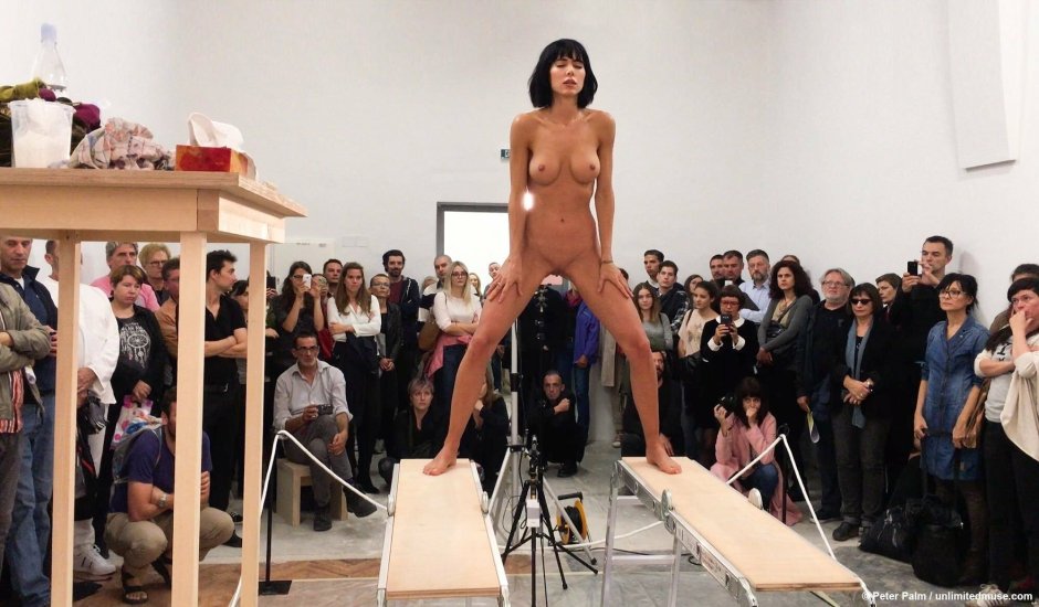 Naked photo shoot in Dubai Naked Ass Pussy