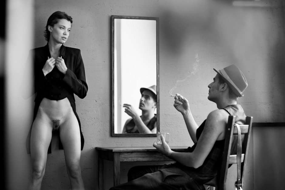 Girls walk naked