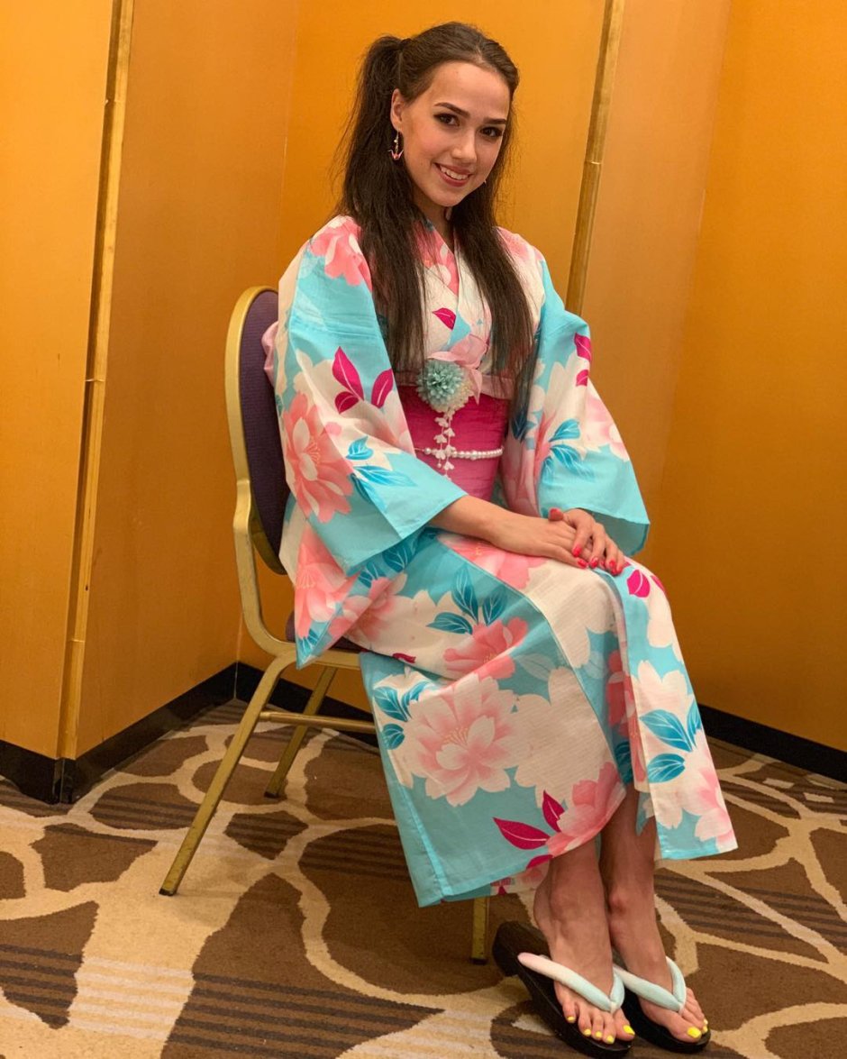 Alina Zagitova Feet