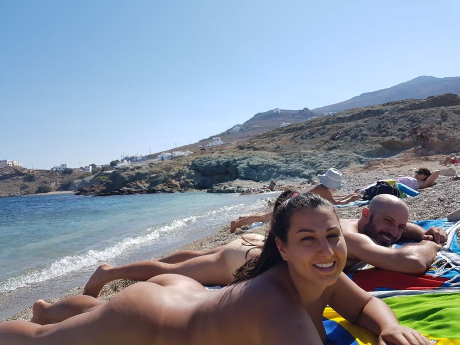Family Naturism on Instagram