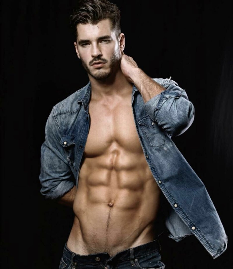 Andrew Biernat Model member