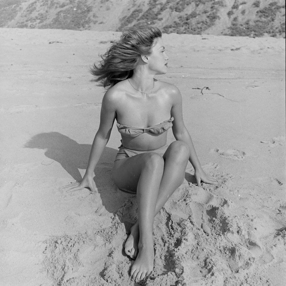 Linda Christian 1945
