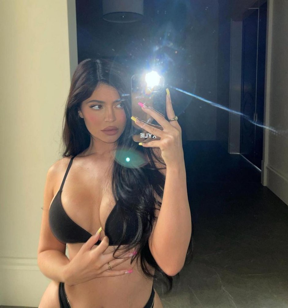 Kylie Jenner photo playboy