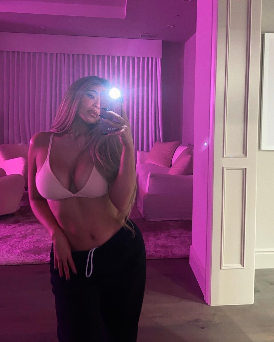 Naked swimsuit Kylie Jenner