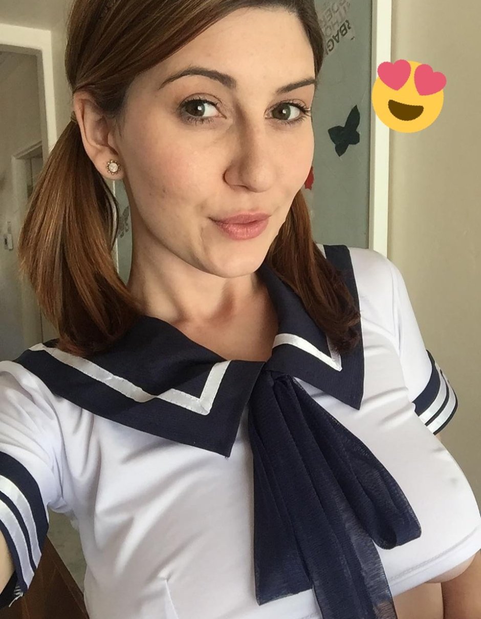Amber Hahn Self