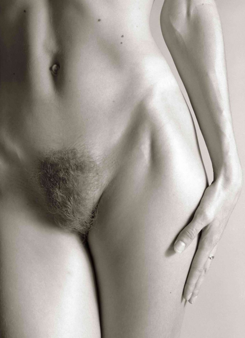 Naked women with a convex pubis
