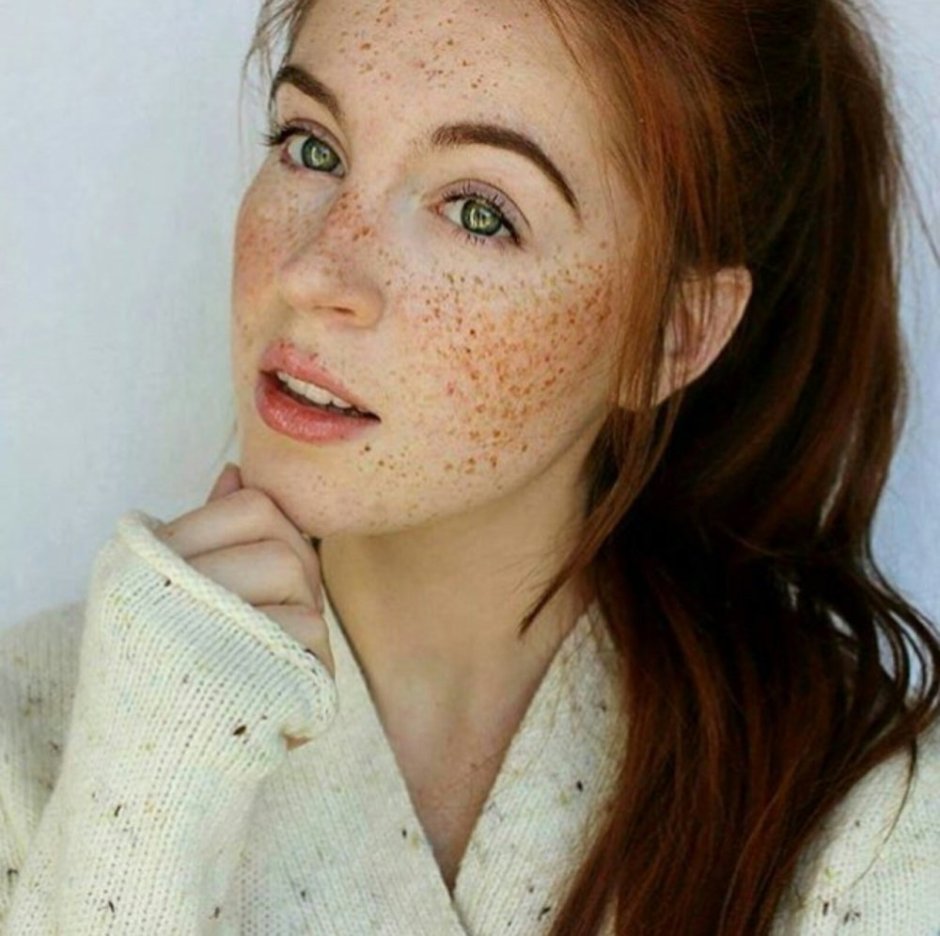 Jia Lissa in shorts