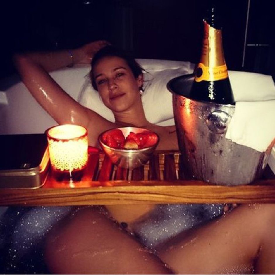 Luana vjollca gif