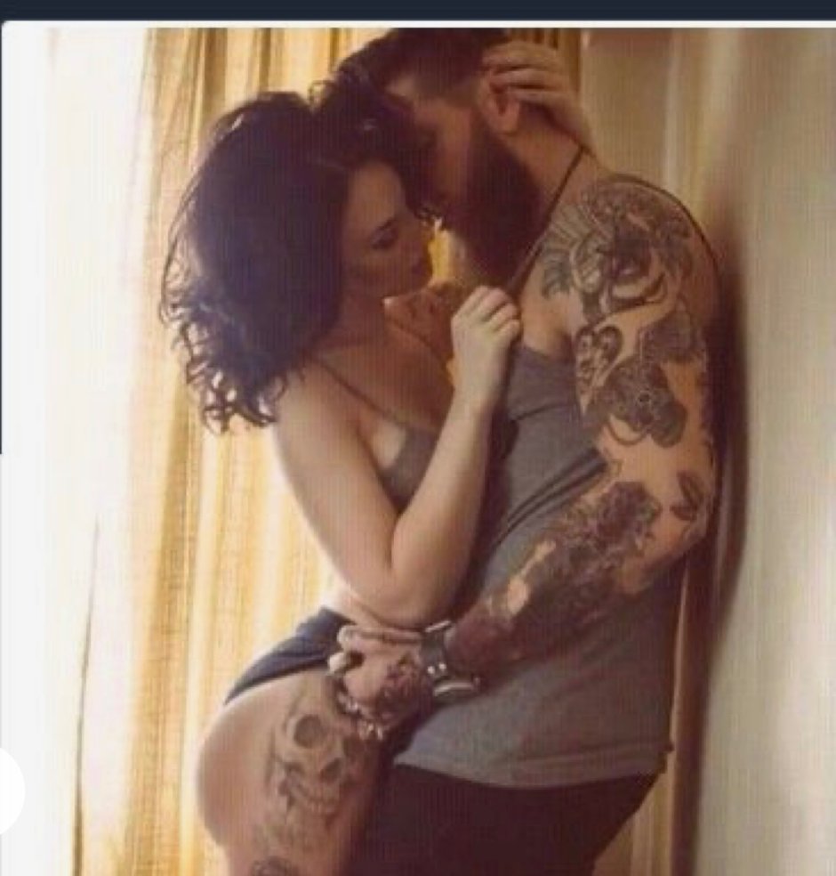 Lovers with tattoos