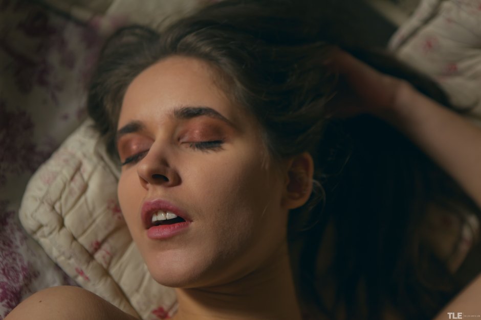Thelifeerotic Emily J insomnia