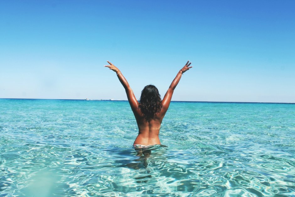Girl and the ocean