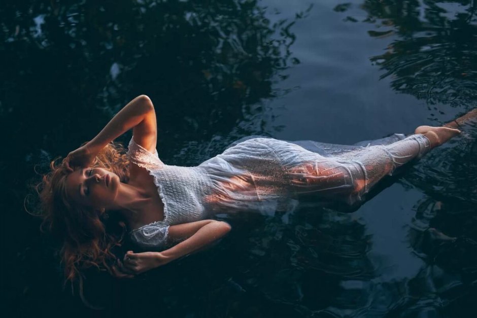 Photoshoot in the water