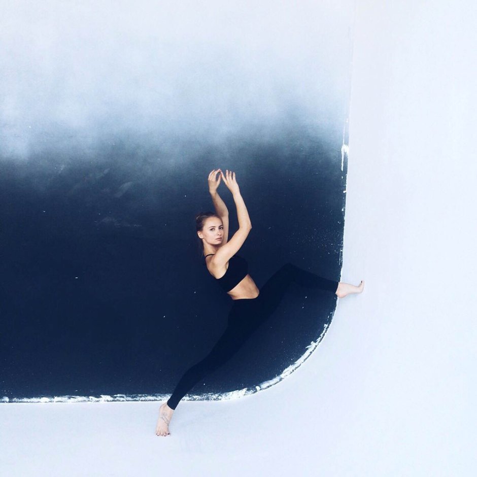Anastasia Zavistovskaya ballerina nude
