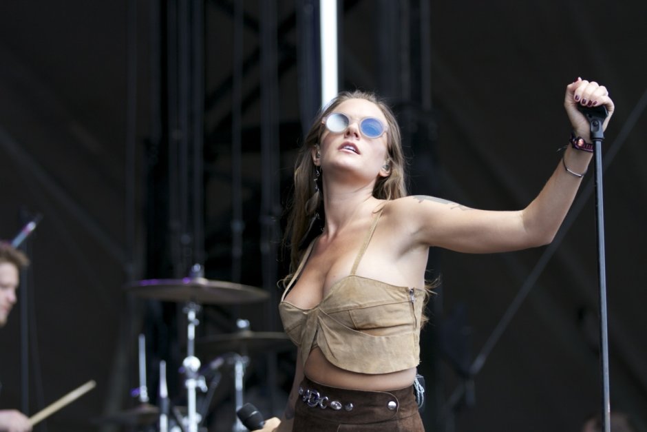 Tove LO photo from a concert