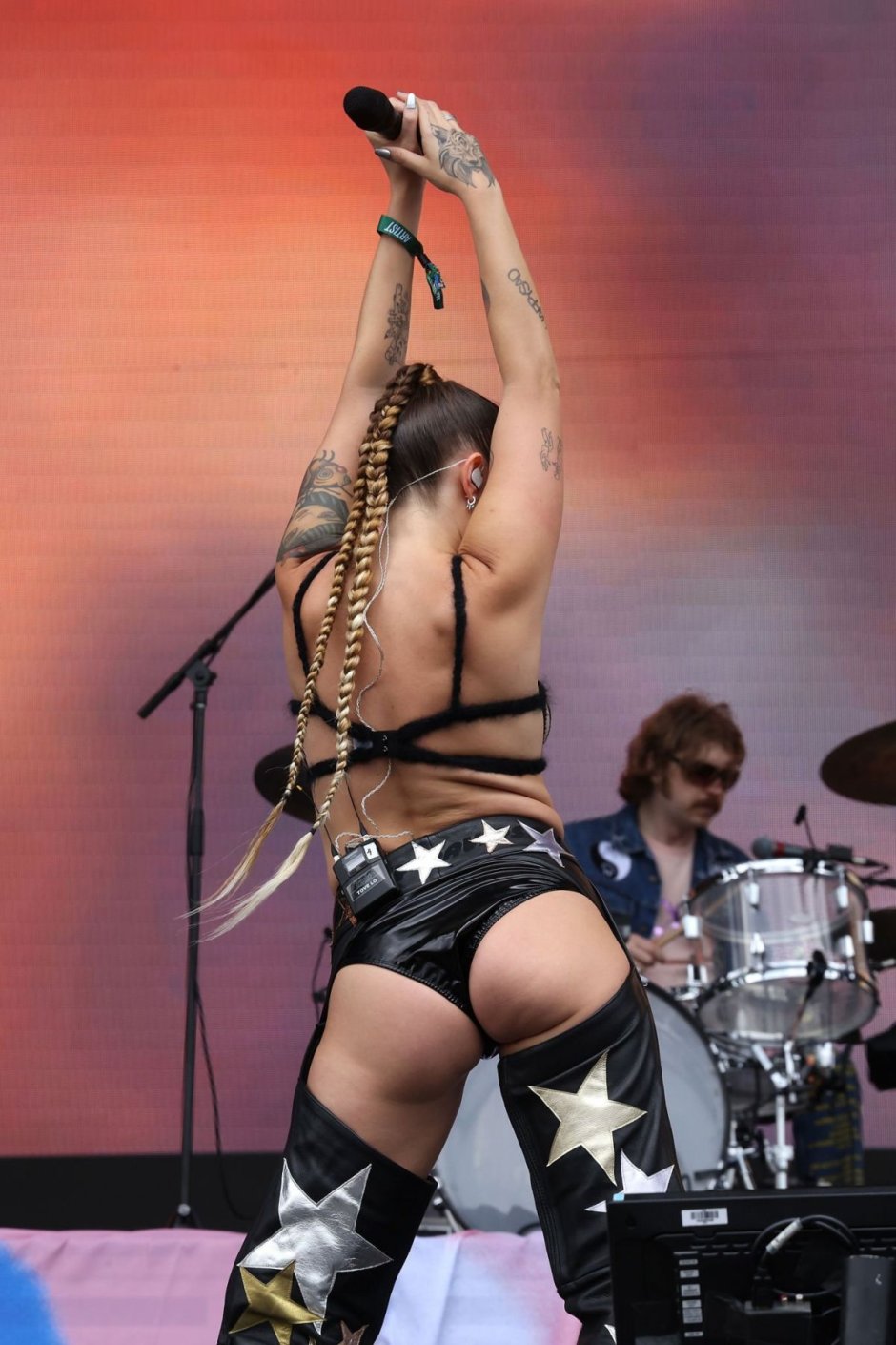 Tove LO now