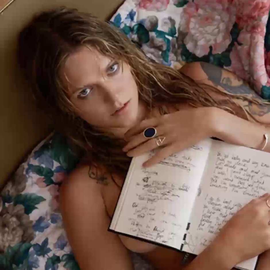 Tove LO singer 2022