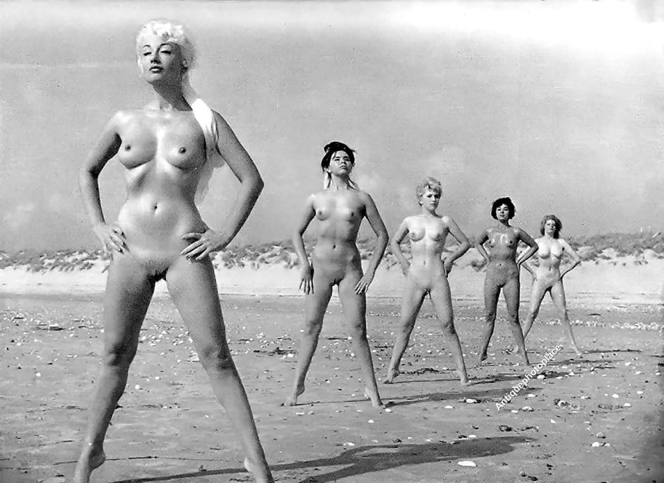Retro naked women with young men