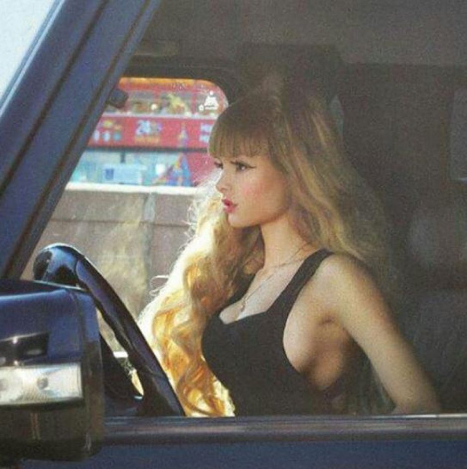 Angelica Kenova 2020