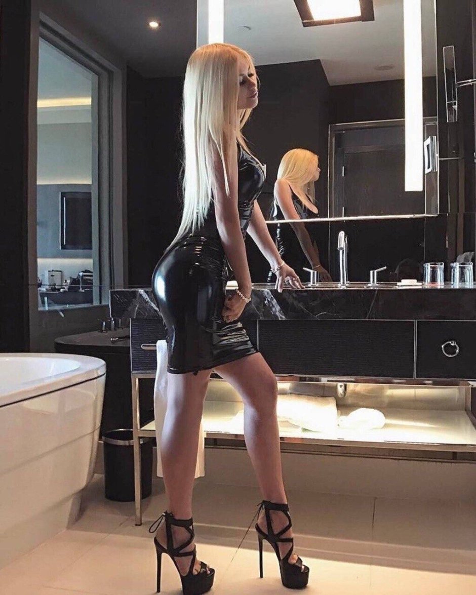 Katerina Rozmajzl Body