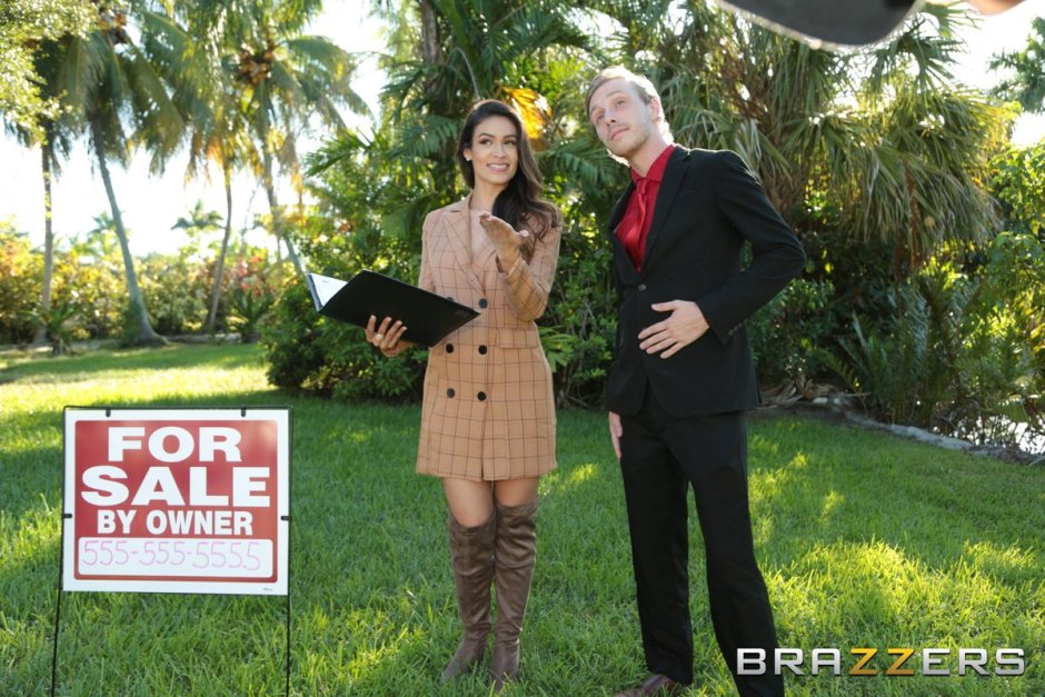 I'M Trying To Sell a House! Katana Kombat, Johnny