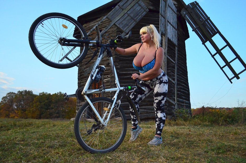 Mila kuznetsoova youth