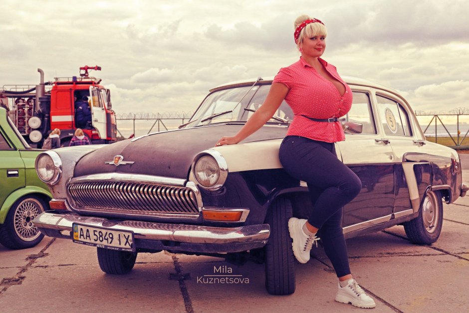 Big breasts on a bicycle