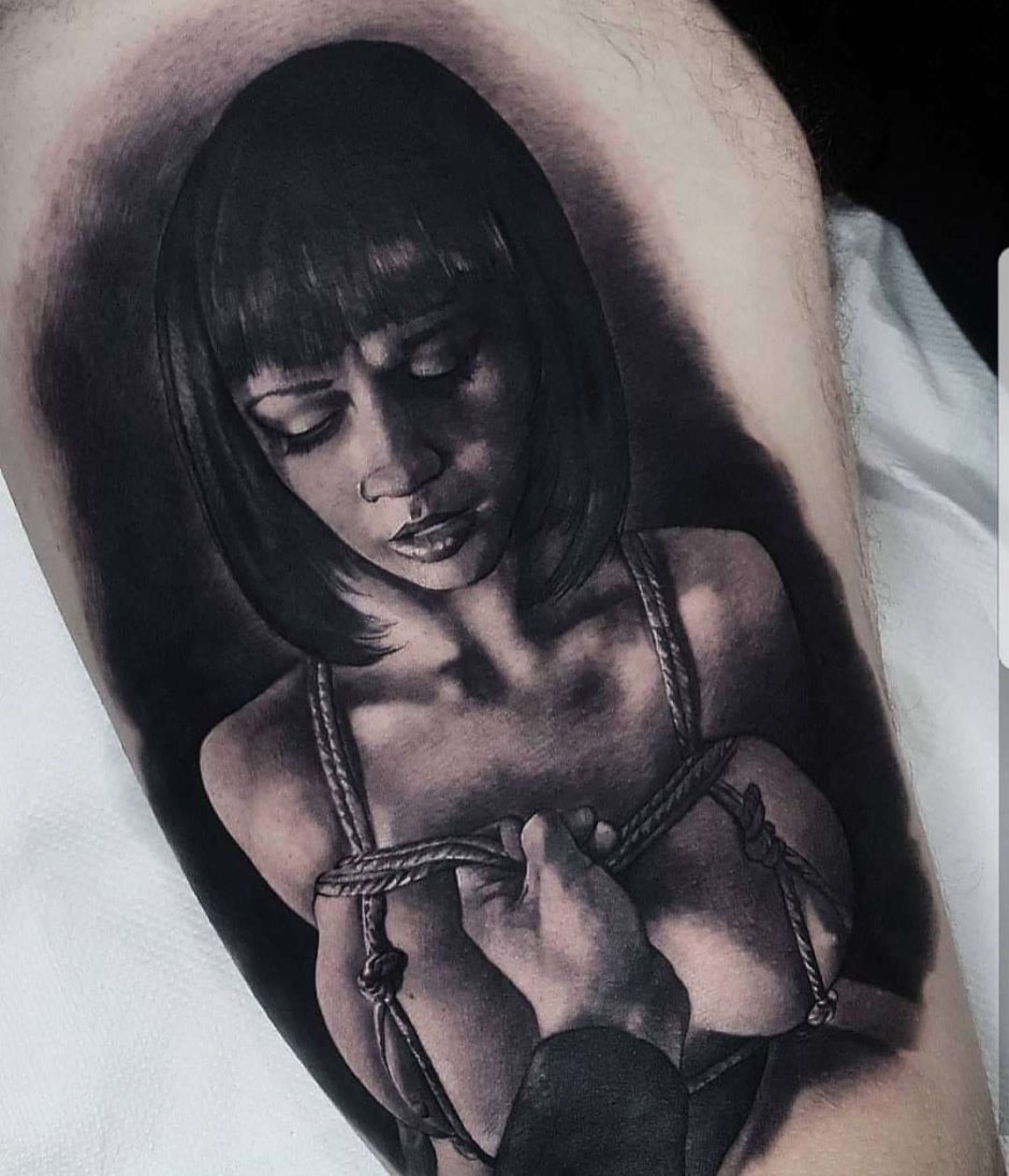 Tattoo connected girl