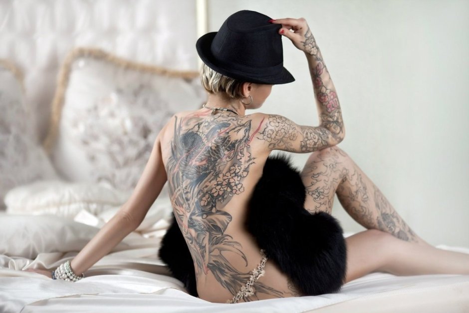 Tattoo on the back for girls