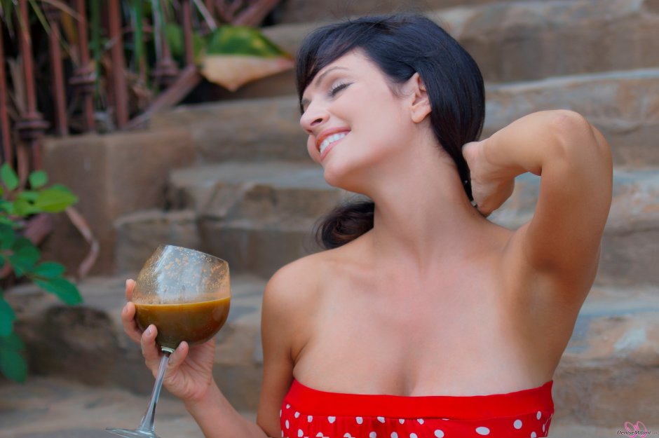 Model Denise Milani