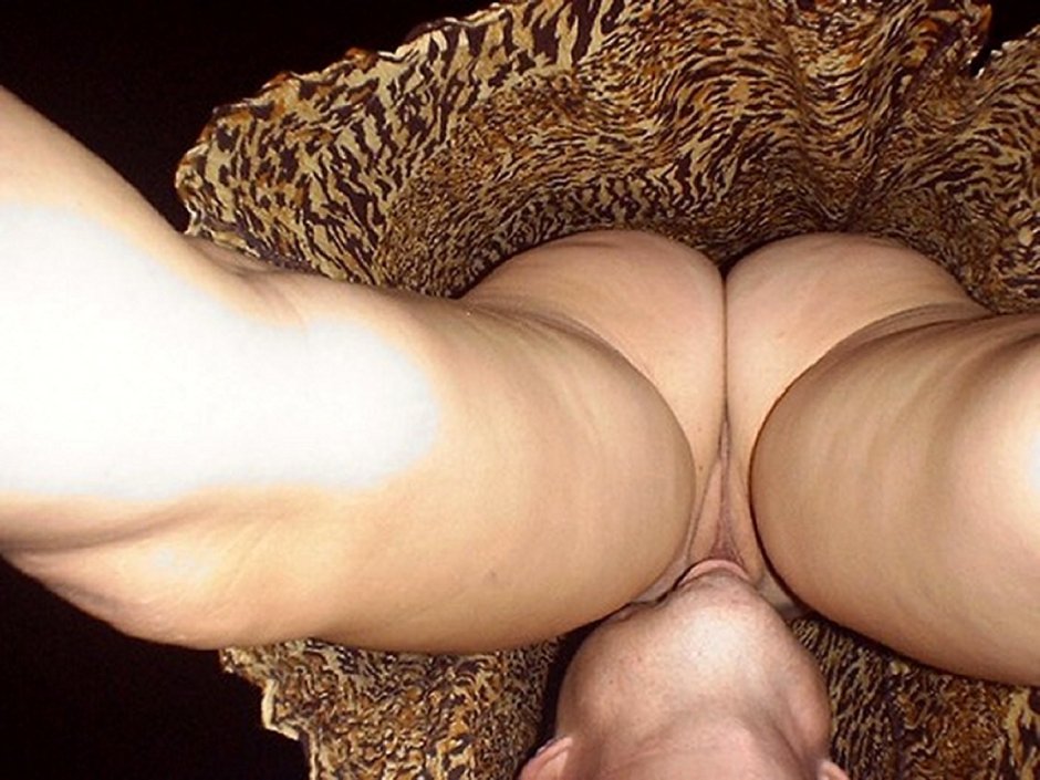 Women view from below cunnilingus