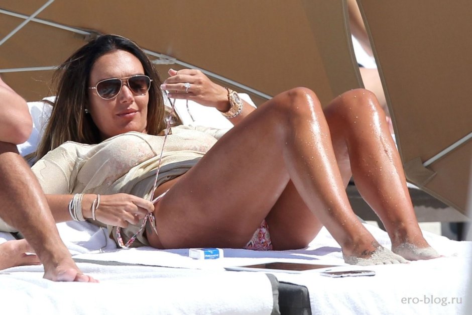 Tamara Ecclestone Topless