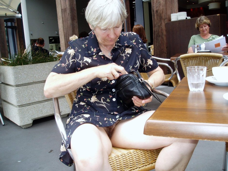 Mature Upskirt Panties Outdoor Private