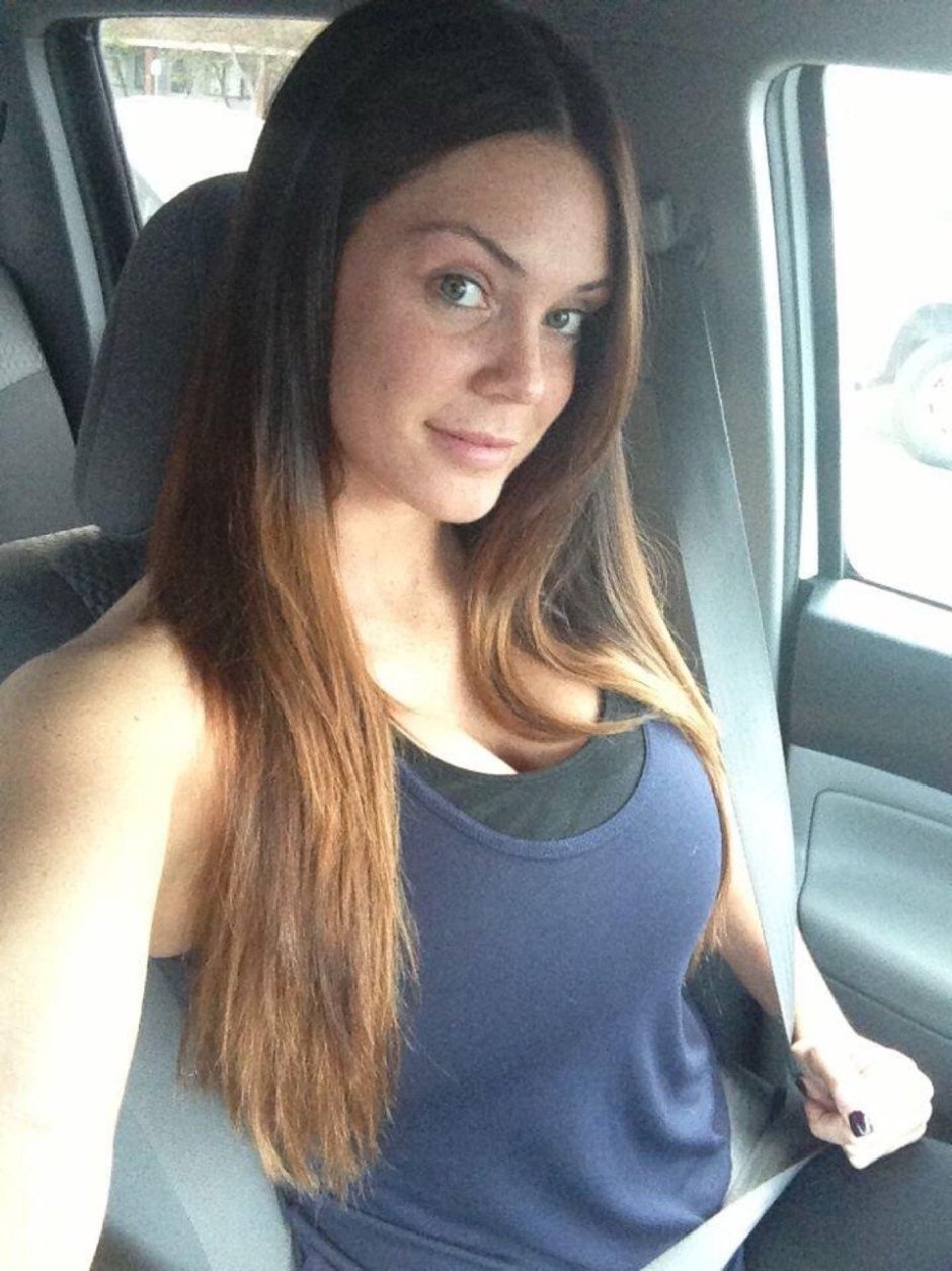 Ellie Leggett Hot