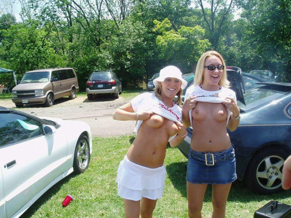 Topless without complexes