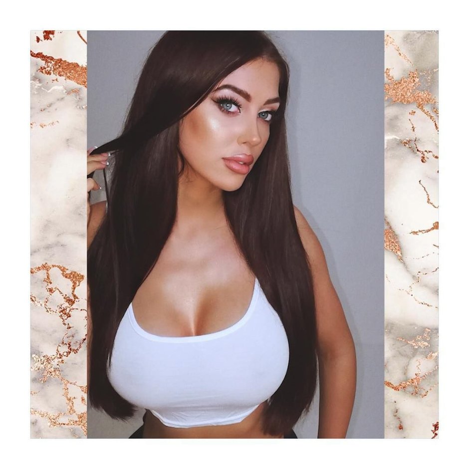 Delia Rose Insta