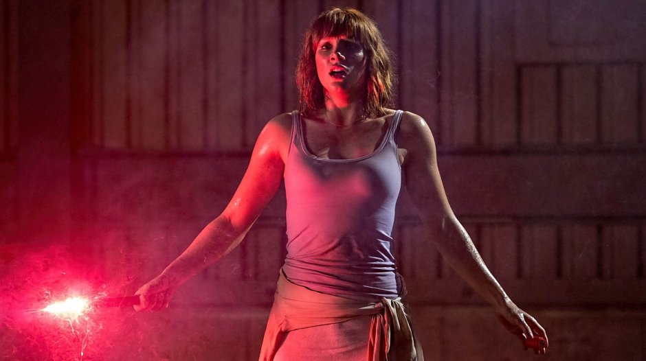 Daniella Pineda Mir Jurassic period 2