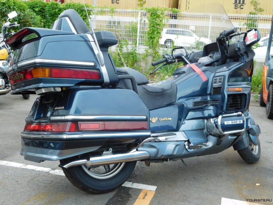 Large -scale model of the motorcycle Honda Nea Rey