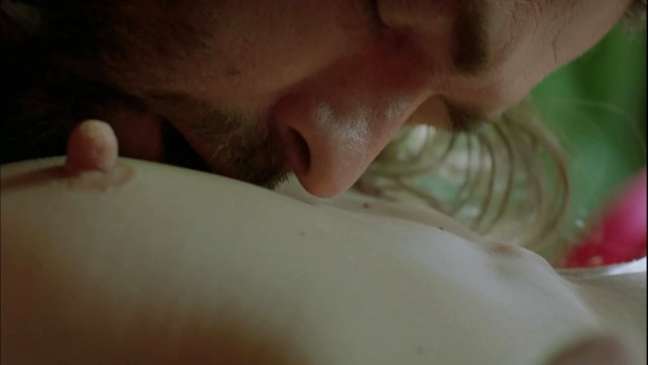 Naked Mila Yovovich in the movie Caliber 45