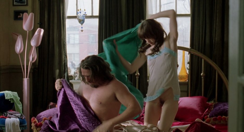 Naked Mila Yovovich in films