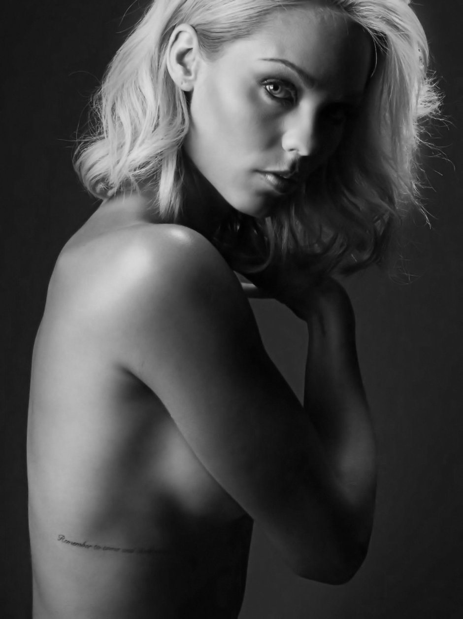 Laura Müller actress