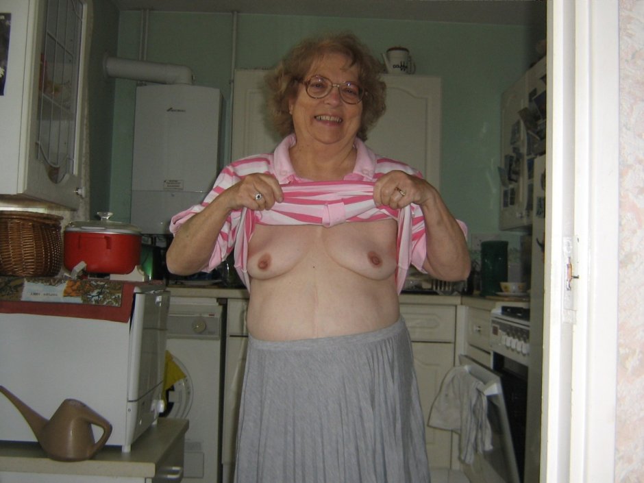 Grandmothers Topless Private Homemade